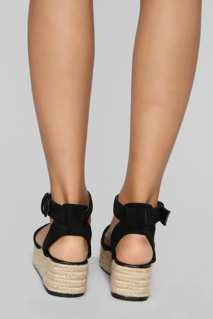 Foxy Flat Sandal - Black