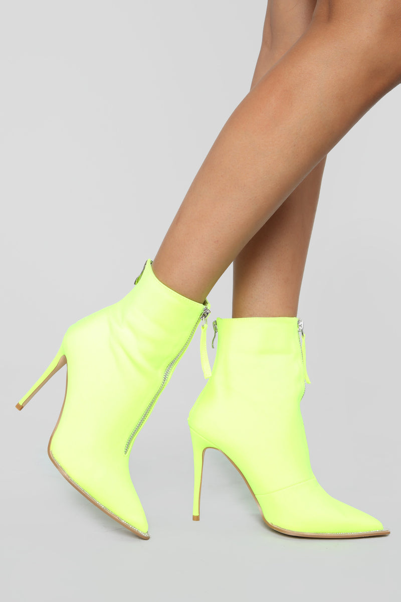 On The Rocks Heeled Boot - Lime