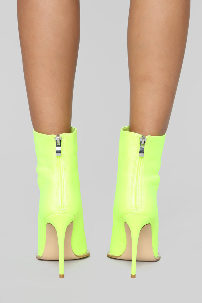 On The Rocks Heeled Boot - Lime