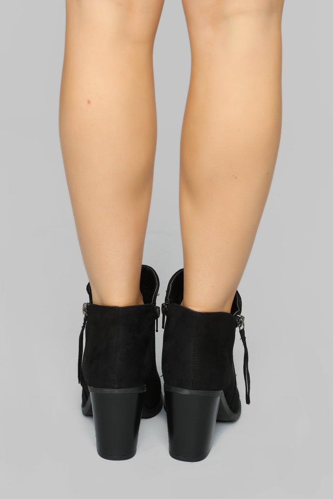 Hurry On Booties - Black