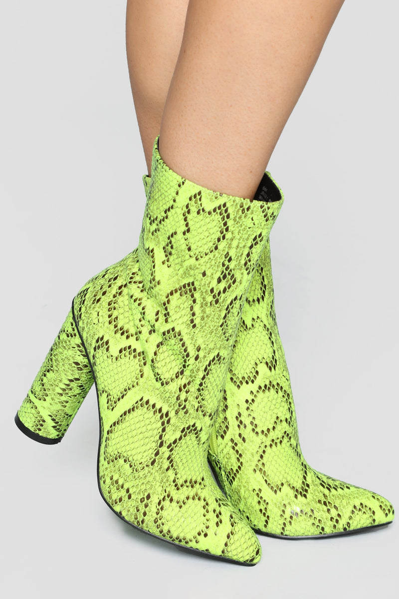 Midnight Lover Boot - Neon Yellow