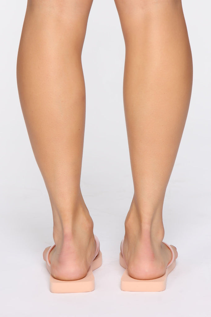 Side Pool Chillin Flat Sandals - Nude