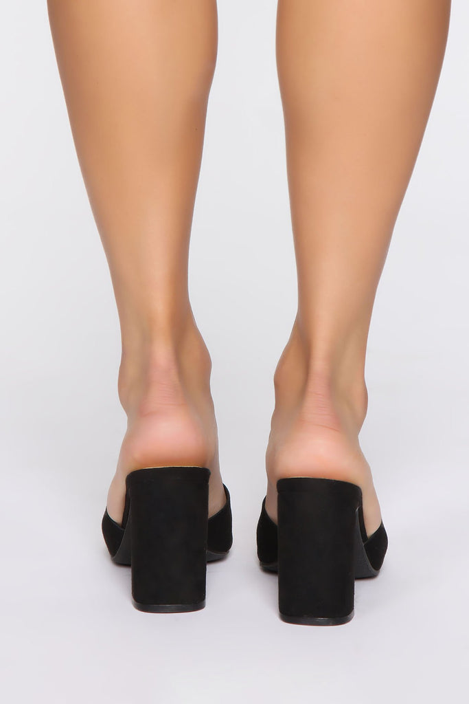 Mule Breaker Heel Sandal - Black