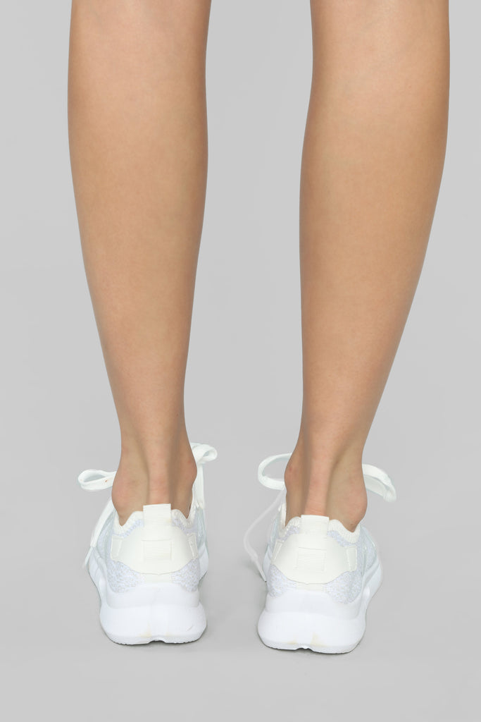 Motivation Sneaker - White
