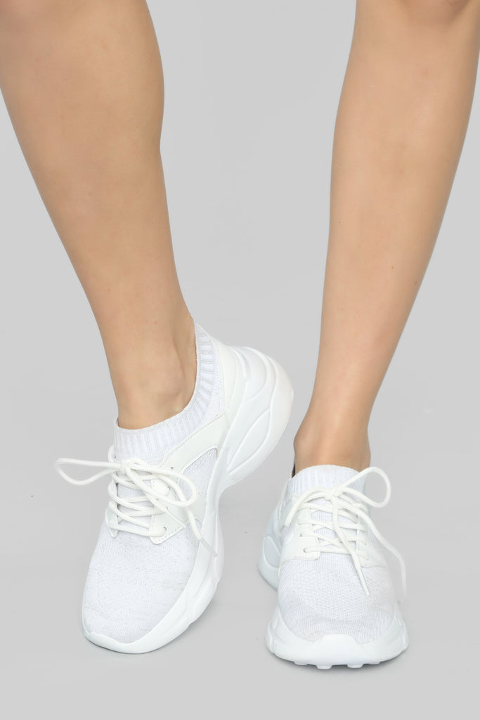 Upfront Sneakers - White