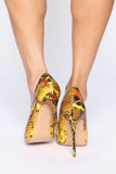 Over The Limit Pumps - Mustard/Combo