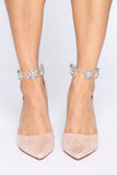 Moving Up To Better Pumps - Nude