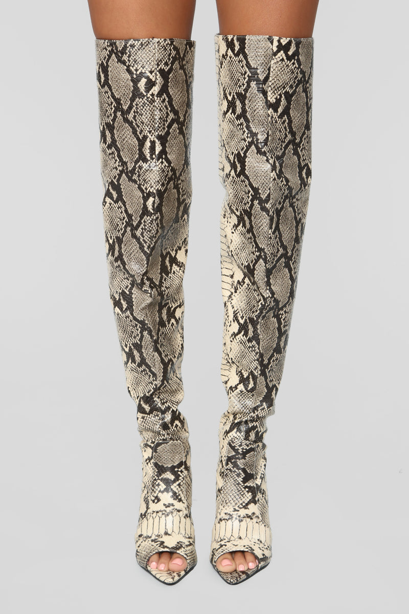 Desire Heeled Boot - Grey