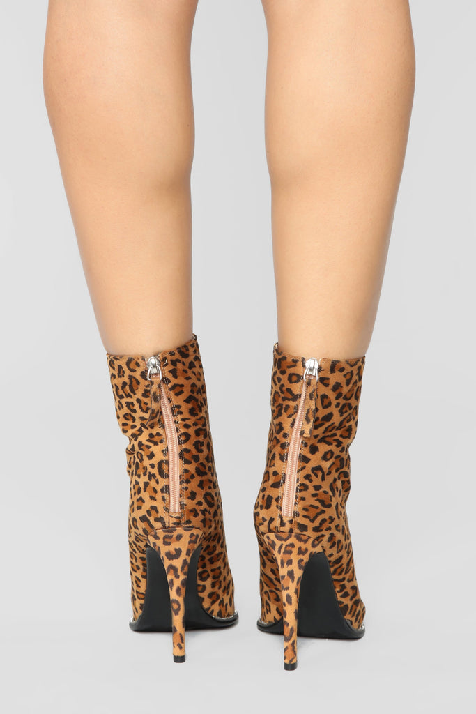 Da Bestest Booties - Leopard
