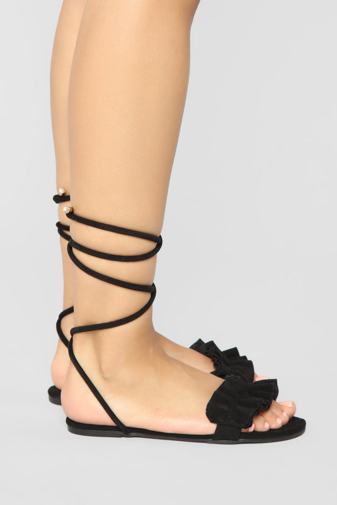 So Clever Flat Sandals - Black