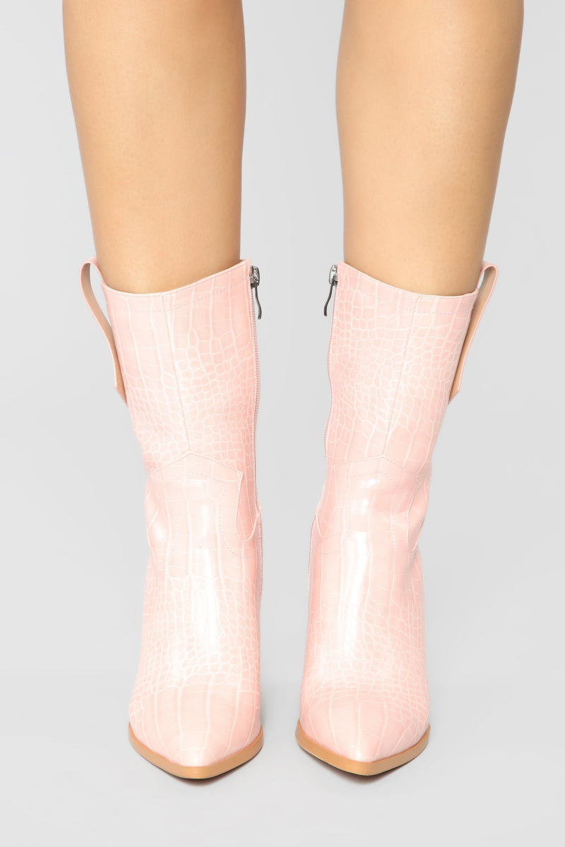 Apology Accepted Booties - Pink