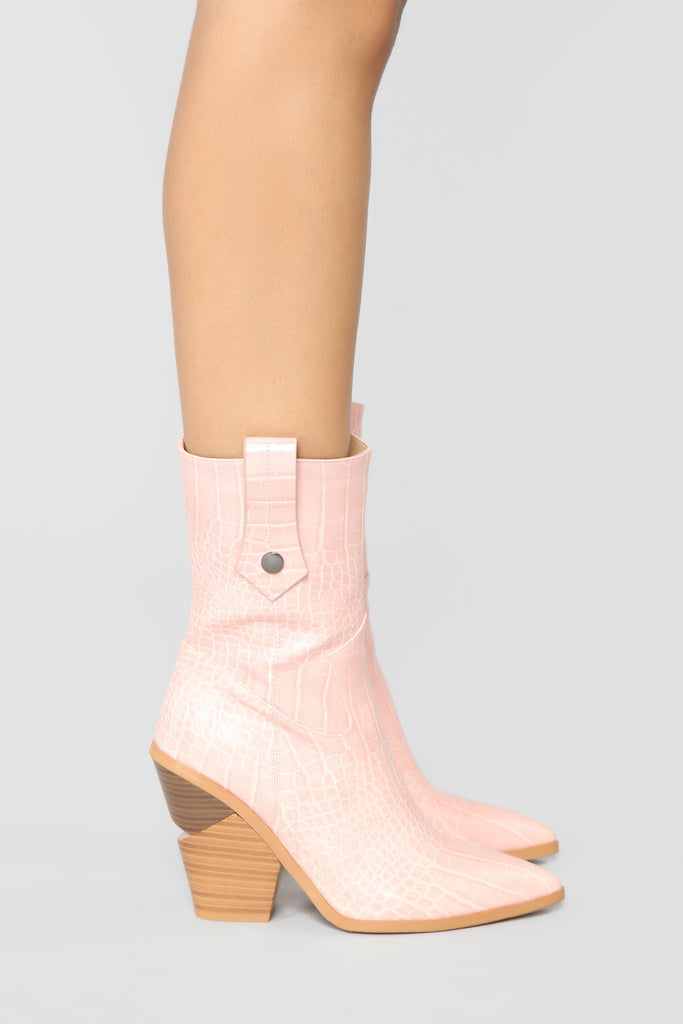 Apology Accepted Booties - Pink