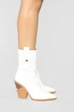 Apology Accepted Booties - White