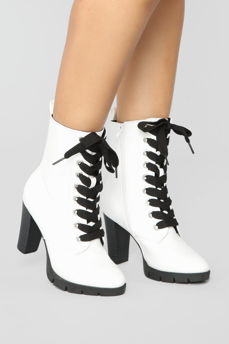 Mixed Feelings Booties - White