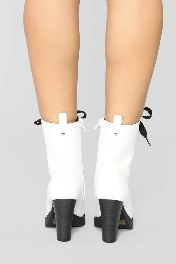 Mixed Feelings Booties - White