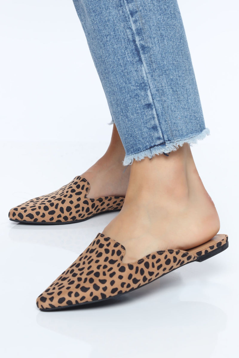 In Control Flats - Brown/combo