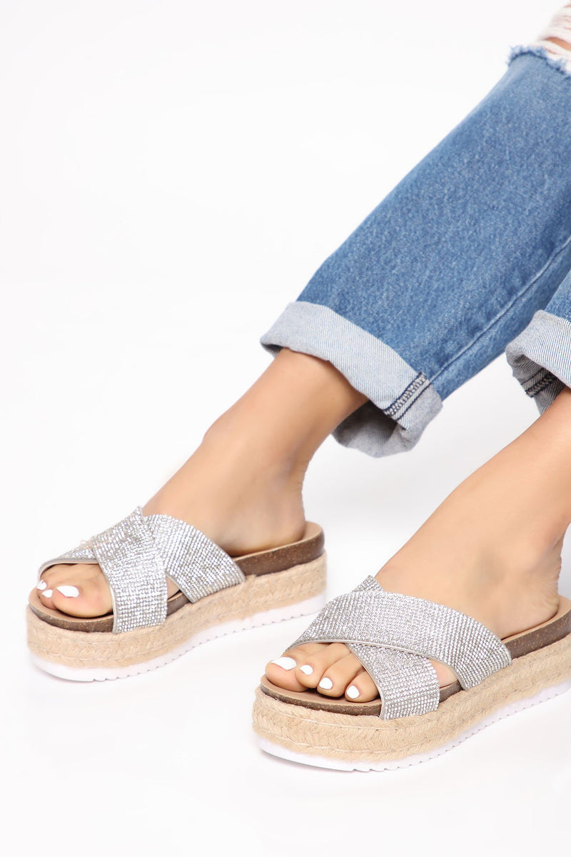 Resort Royalty Rhinestone Flat Sandals - Silver
