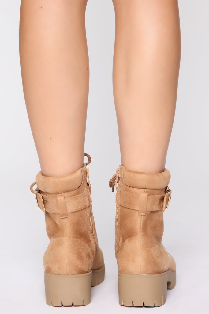 On The Regular Booties - Camel