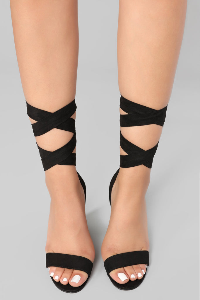 Treat Me Like That Heels - Black