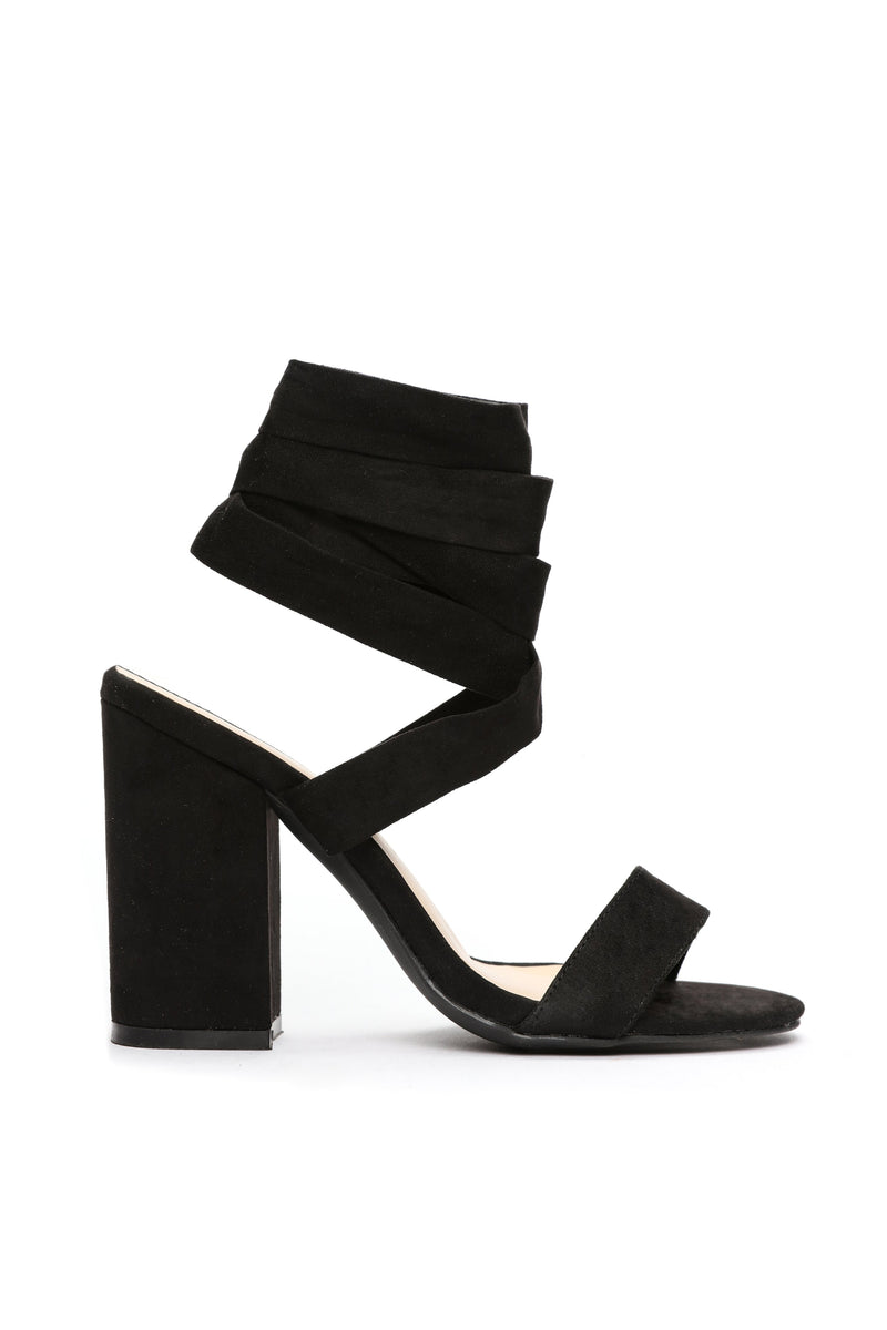 Treat Me Like That Heels - Black