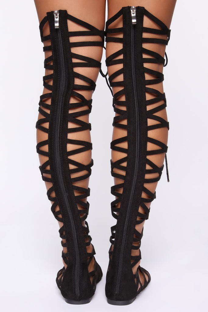 Didn't Notice Flat Sandals - Black