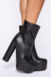 Over The Standard Booties - Black