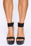 Claws Out Heeled Sandals - Black