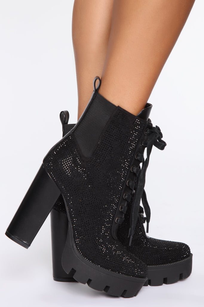 Next To You Booties - Black