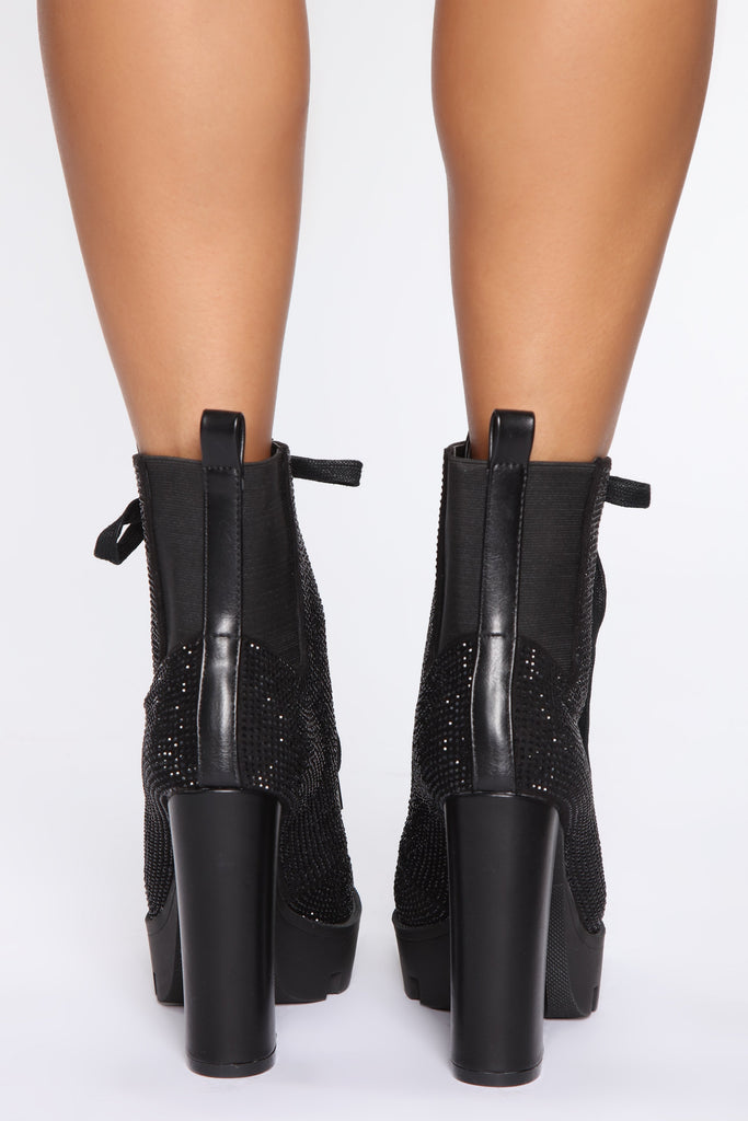 Next To You Booties - Black