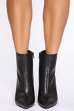 Beautiful Feeling Booties - Black