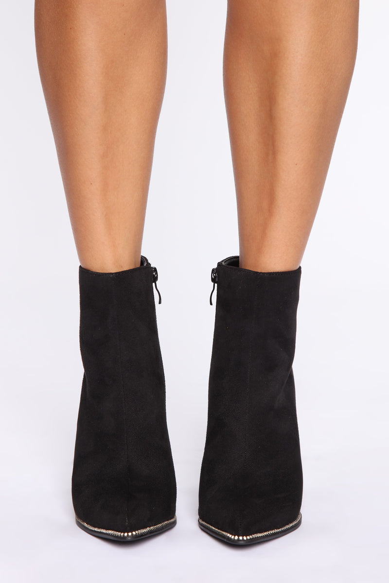 Free To Roam Anywhere Booties - Black