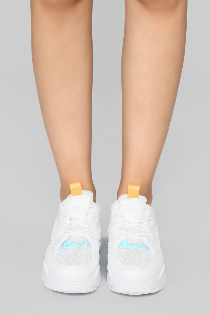Gotta Be On The Run Sneaker - White