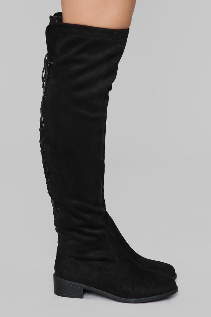 Stina Flat Boot - Black