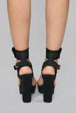 Head In The Clouds Platform Heel - Black