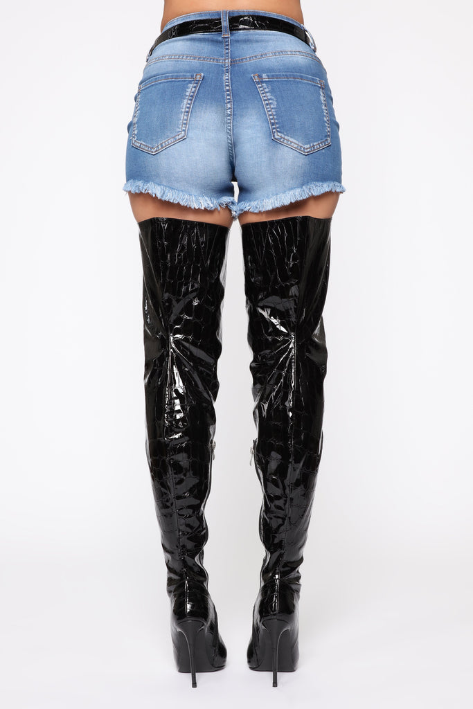 Baddy Alert Heeled Boot - Black
