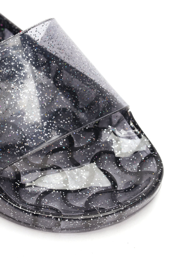 You Can Never Go Wrong Slide - Black