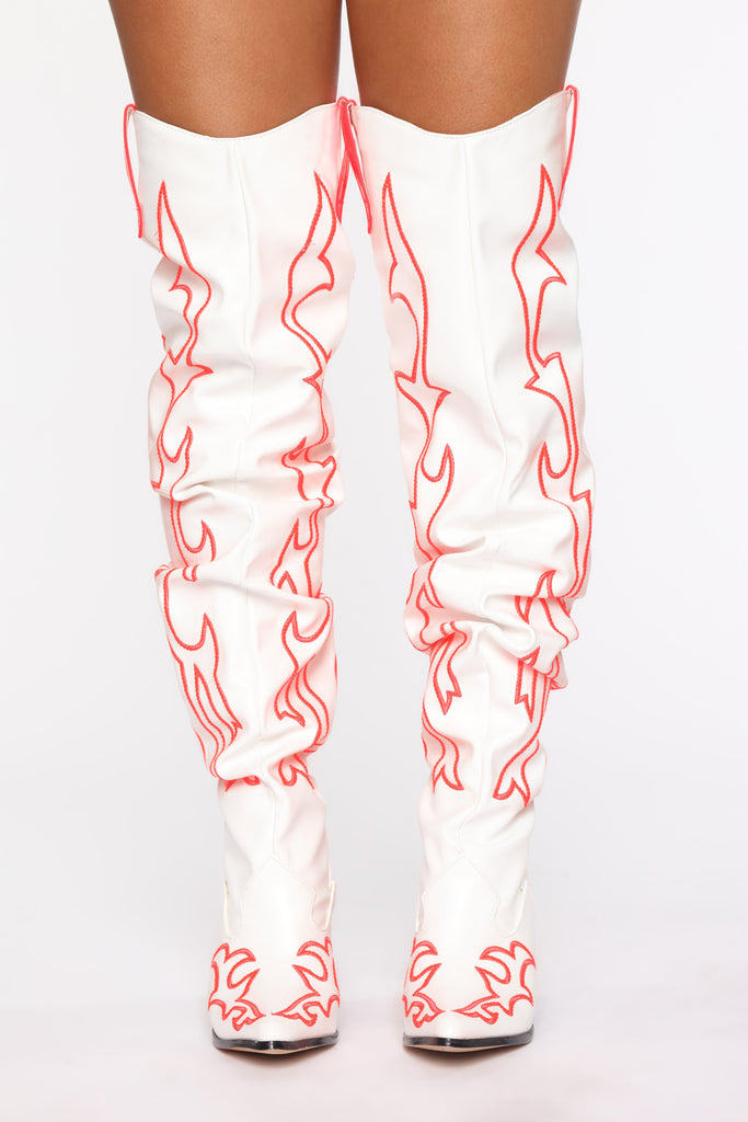 Western Chic Heeled Boots - White