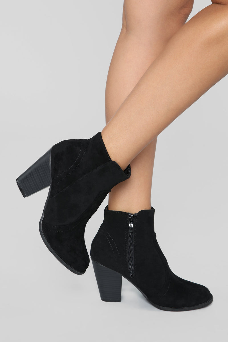 Note To Self Bootie - Black
