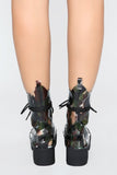 Don't Touch Me Bootie - Camo