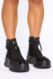 Strong And Independent Boots - Black