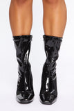 Above Average Booties - Black
