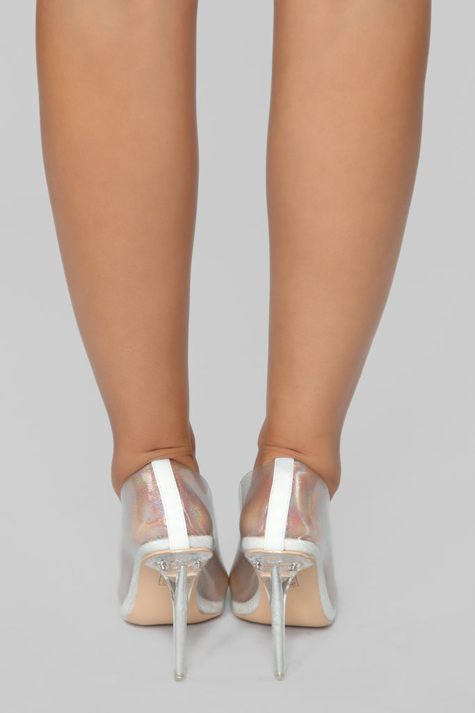 Moving To Better Things Pump - White/Multi