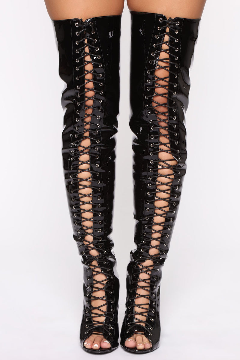 Upper East Side Heeled Boots - Black