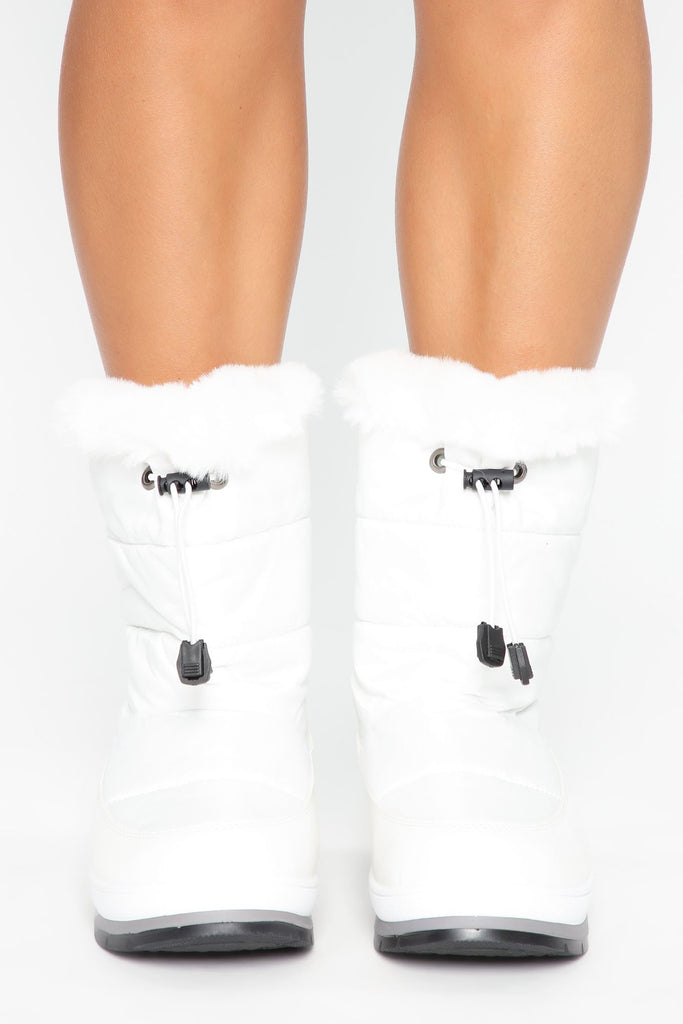 Baby It's Cold Flat Boots - White