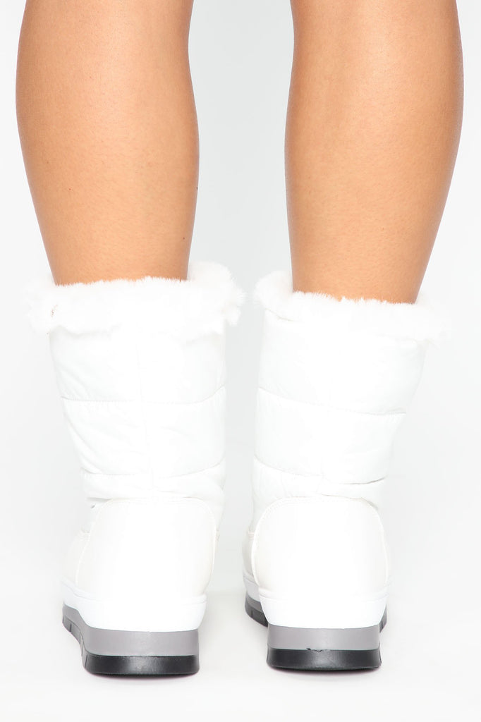 Baby It's Cold Flat Boots - White