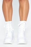 Space Apart Sneakers - White