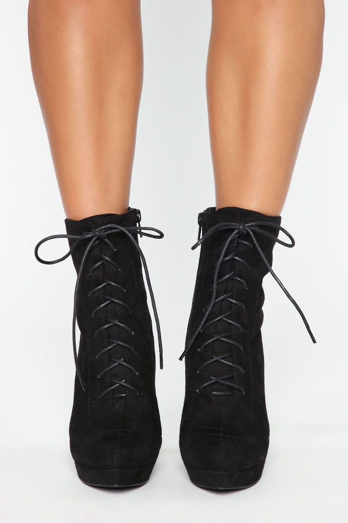 At A Glance Booties - Black