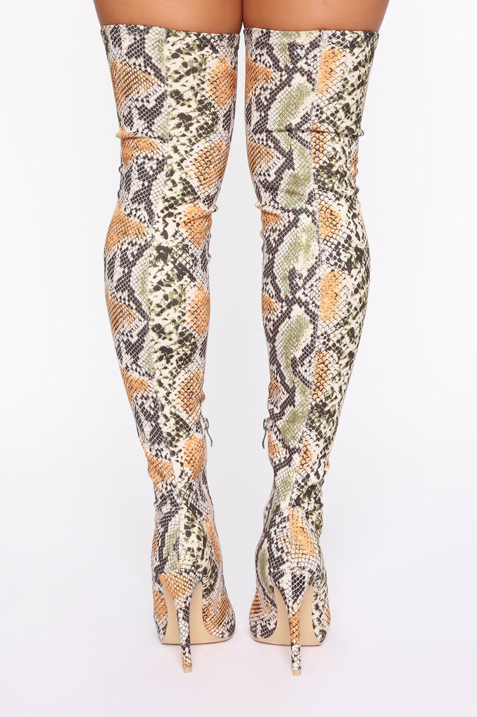 Misjudged Heeled Boots - Beige Snake