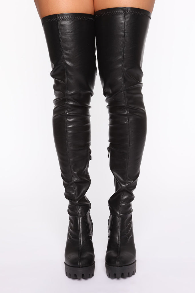 Walking On Air Boots - Black