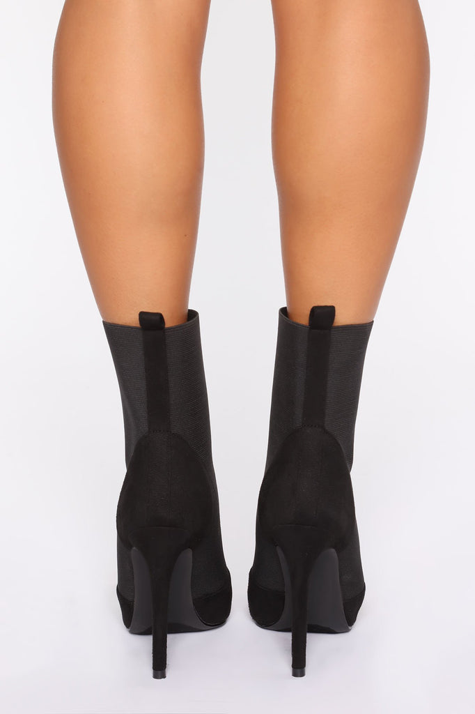 Can't Get Enough Booties - Black
